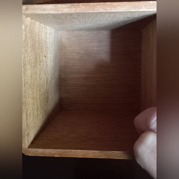 Vintage dovetail wood box - Picture 5 of 6